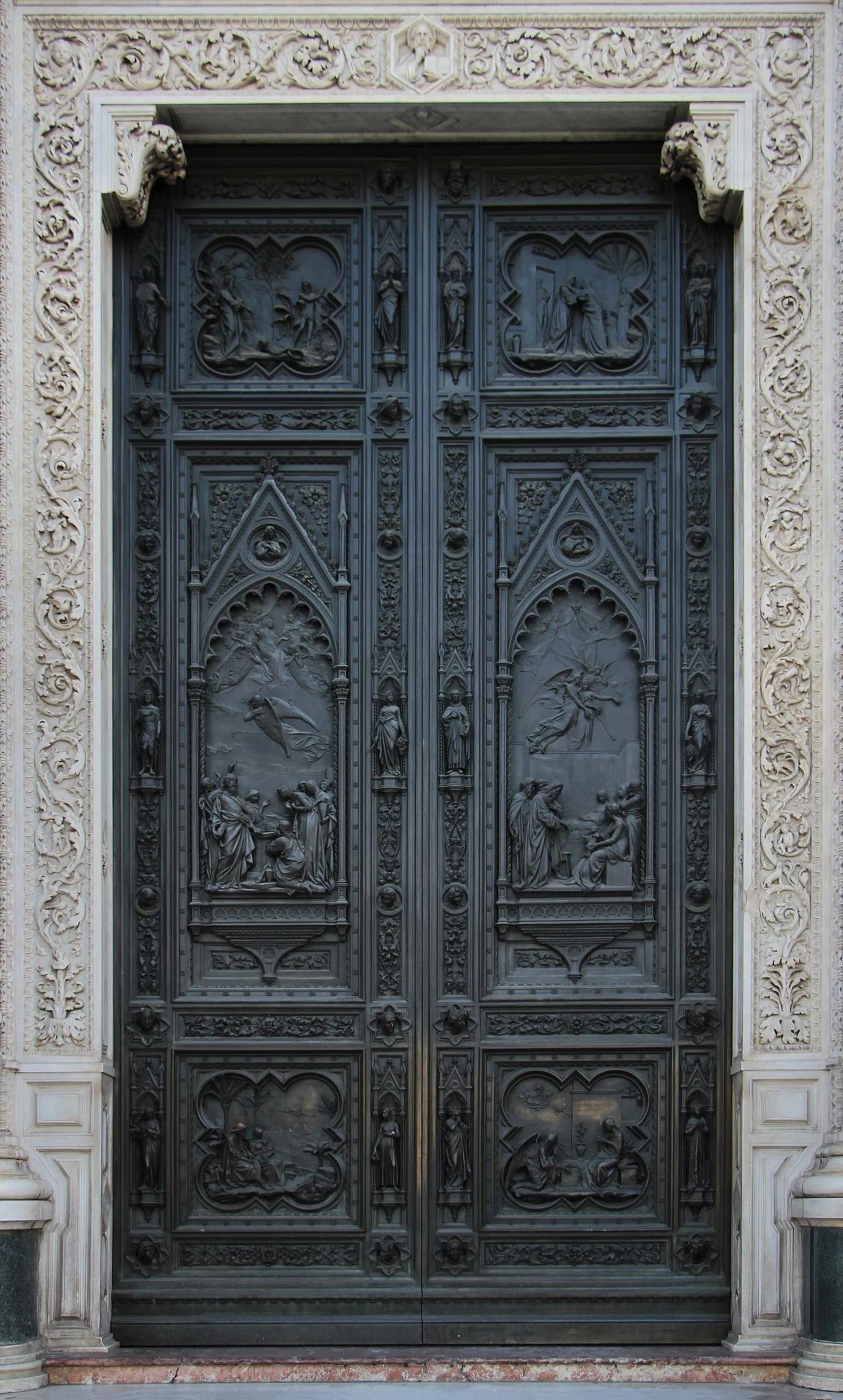 Cattedrale di Santa Maria del Fiore, Firenze - Facciata, Portale in bronzo